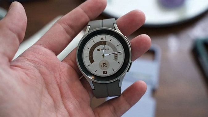 Смарт-годинник Samsung Galaxy Watch5 Pro