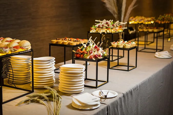 Заказать еду для фуршета с доставкой